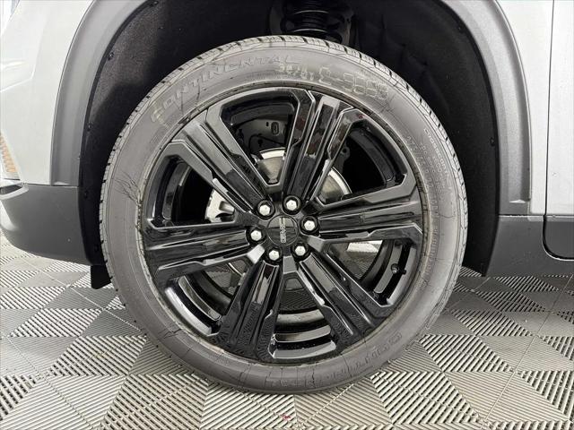 2026 GMC Acadia Elevation FWD