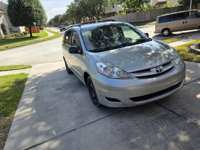 2007 Toyota Sienna LE for sale in Houston, TX