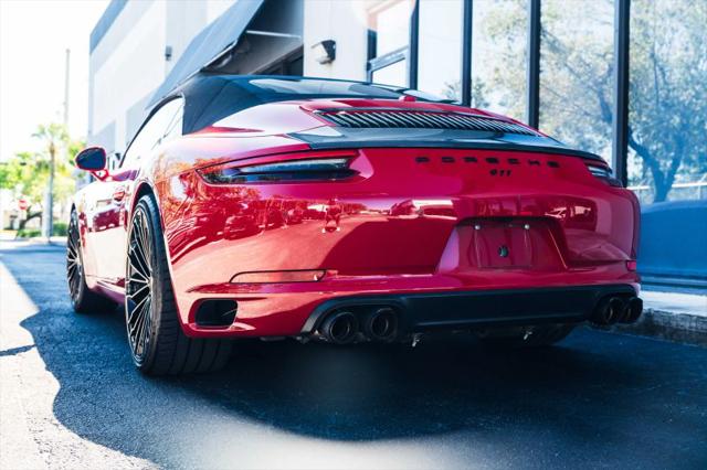 2018 Porsche 911 Carrera