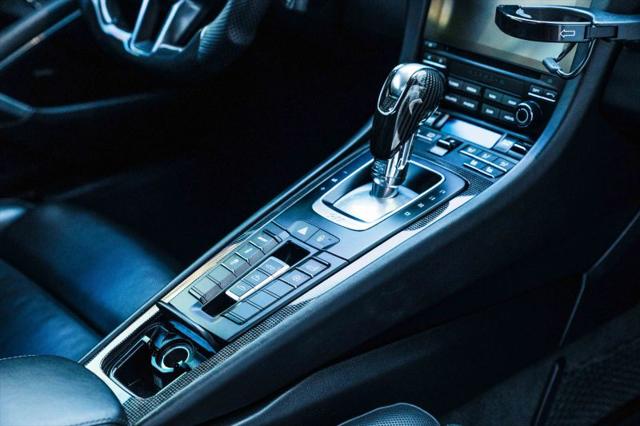 2018 Porsche 911 Carrera