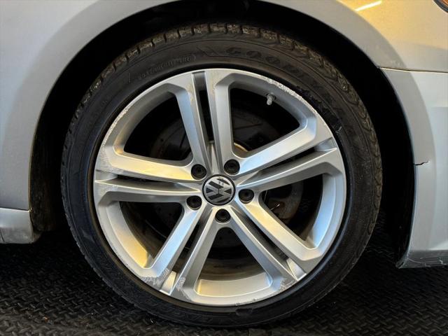 2015 Volkswagen CC 2.0T R-Line