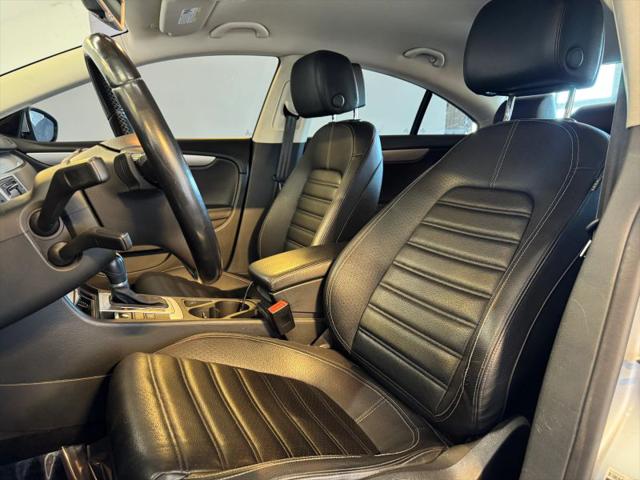 2015 Volkswagen CC 2.0T R-Line