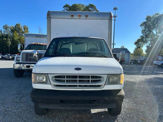 2002 Ford E-350 Cutaway Base