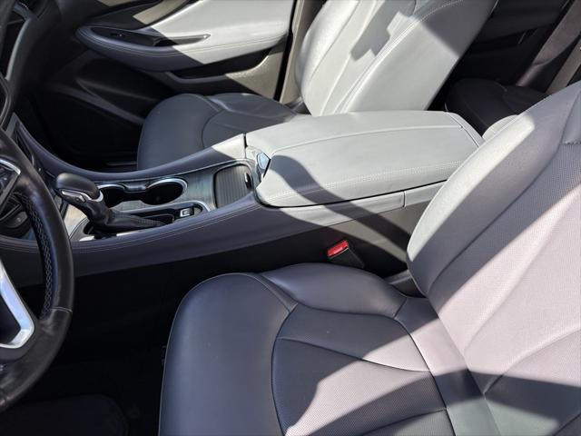2020 Buick Envision FWD Essence