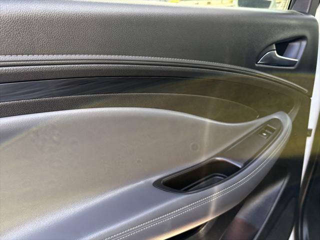 2020 Buick Envision FWD Essence