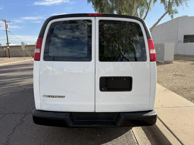 2019 Chevrolet Express Work Van