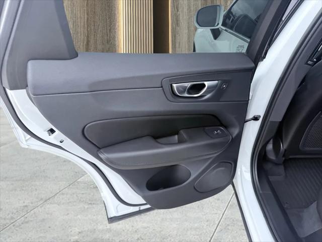 2023 Volvo XC60 B5 Core