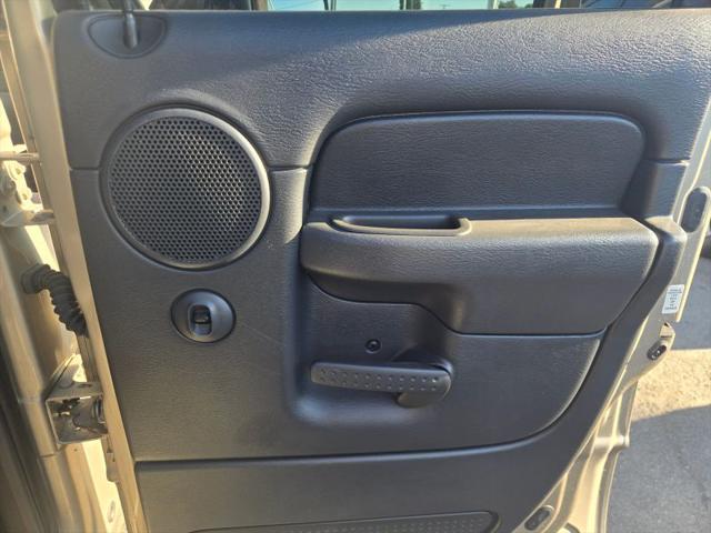 2005 Dodge Ram 1500 SLT/Laramie