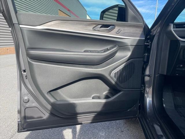 2025 Jeep Grand Cherokee L Limited 4x2