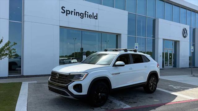 2026 Volkswagen Atlas Cross Sport SE with Technology for sale in Springfield, MO