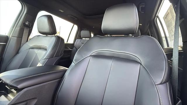 2025 Jeep Grand Cherokee L Limited 4x4