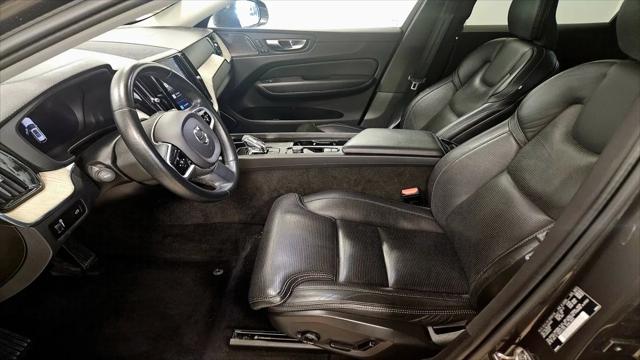 2022 Volvo XC60 B5 Inscription