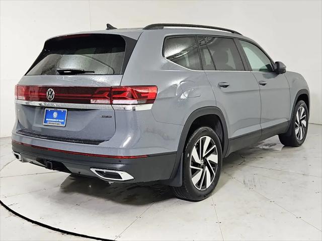 2026 Volkswagen Atlas SE with Technology