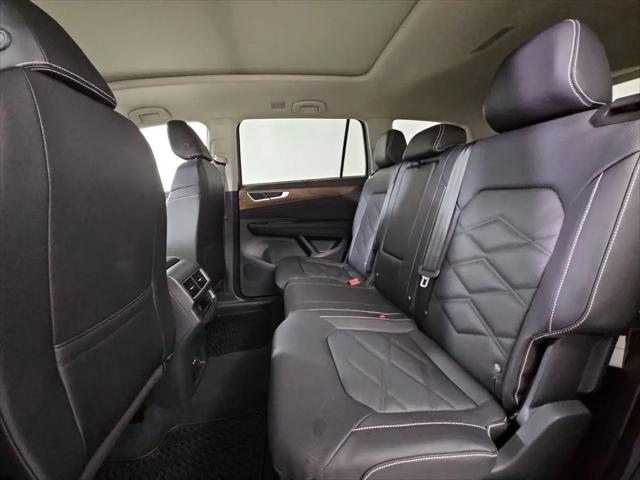 2026 Volkswagen Atlas SE with Technology