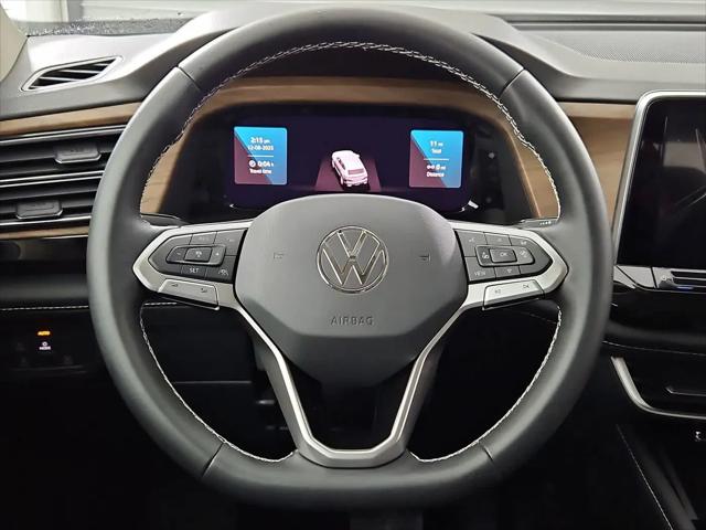 2026 Volkswagen Atlas SE with Technology
