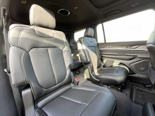 2025 Jeep Grand Cherokee L Limited 4x4