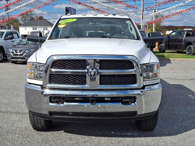 2017 RAM 2500 Tradesman Crew Cab 4x4 64 Box