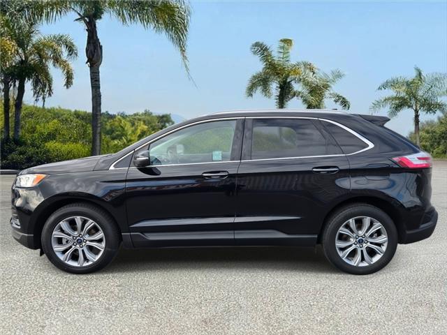 2019 Ford Edge Titanium 2019 Ford Edge Titanium