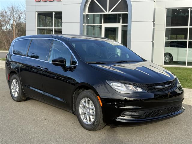 2026 Chrysler Voyager VOYAGER LX