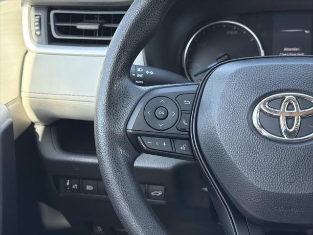 2022 Toyota RAV4 Hybrid XLE