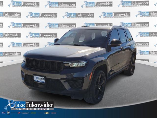 2023 Jeep Grand Cherokee Altitude 4x4 2023 Jeep Grand Cherokee Altitude 4x4