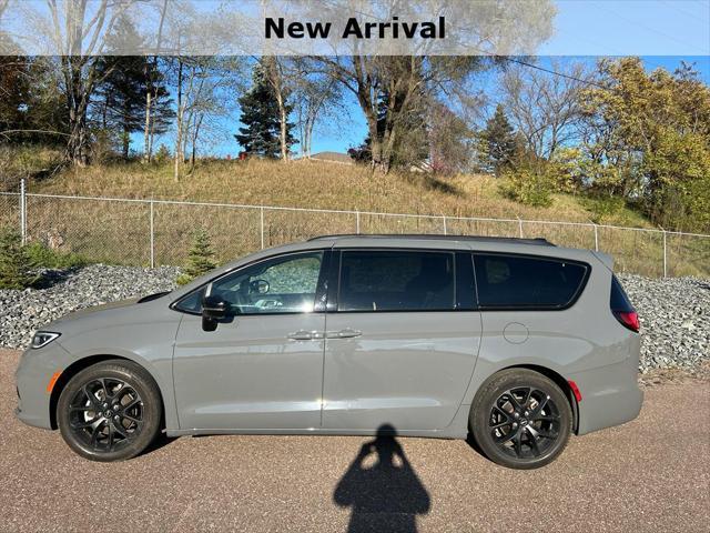 2025 Chrysler Pacifica Limited 2025 Chrysler Pacifica Limited
