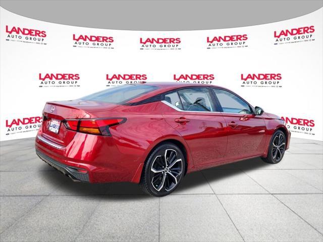 2023 Nissan Altima SR FWD 2023 Nissan Altima SR FWD