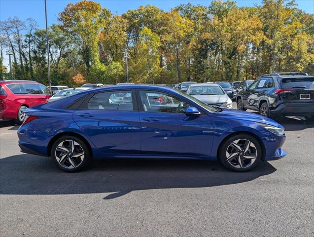 2023 Hyundai Elantra SEL 2023 Hyundai Elantra SEL