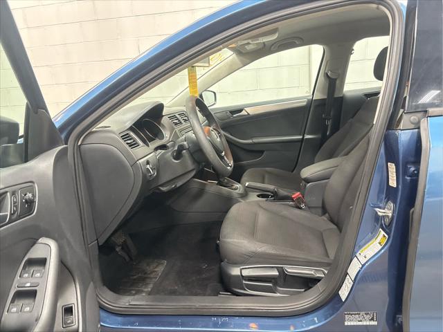 Used 2015 Volkswagen Jetta For Sale in Wilmington, OH