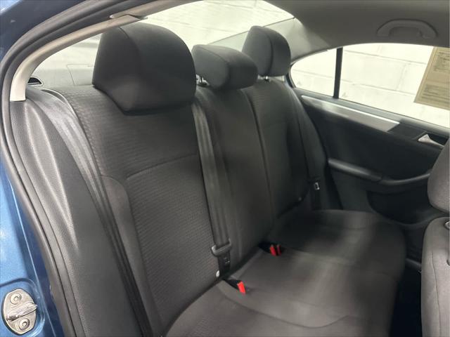 Used 2015 Volkswagen Jetta For Sale in Wilmington, OH