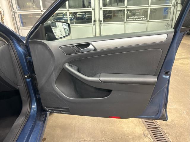 Used 2015 Volkswagen Jetta For Sale in Wilmington, OH