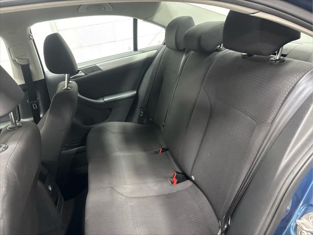 Used 2015 Volkswagen Jetta For Sale in Wilmington, OH