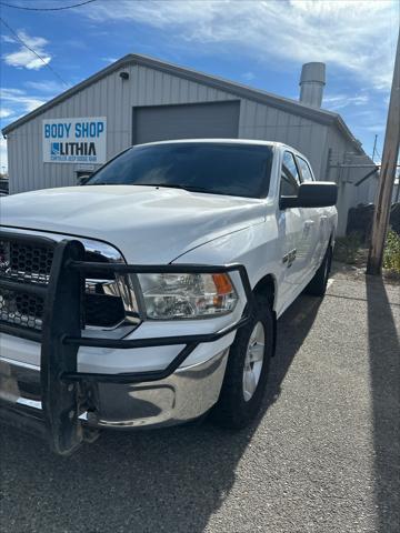 2019 RAM 1500 Classic SLT Crew Cab 4x4 64 Box 2019 RAM 1500 Classic SLT Crew Cab 4x4 64 Box