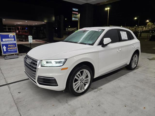 2018 Audi Q5 2.0T Premium 2018 Audi Q5 2.0T Premium