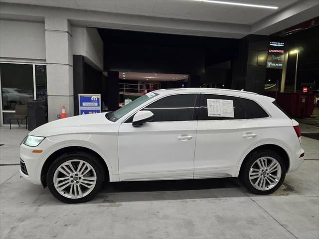 2018 Audi Q5 2.0T Premium 2018 Audi Q5 2.0T Premium