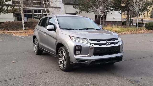 2020 Mitsubishi Outlander Sport 2.0 ES 2020 Mitsubishi Outlander Sport 2.0 ES