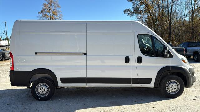 2025 RAM ProMaster 2500 Cargo Van Tradesman High Roof 159 WB w/Pass Seat