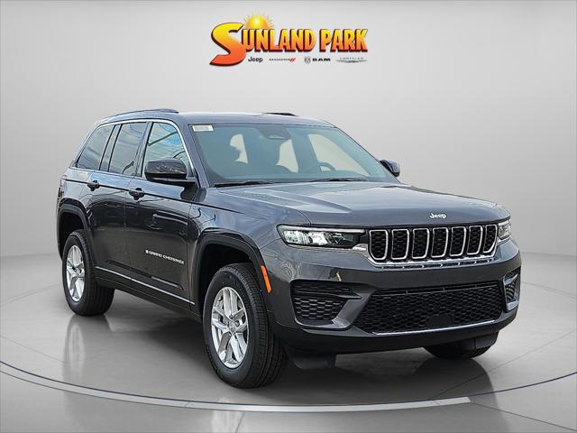 2025 Jeep Grand Cherokee GRAND CHEROKEE LAREDO X 4X2