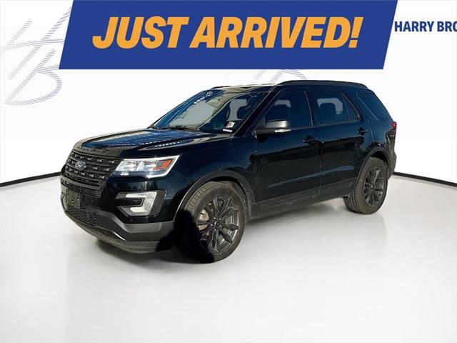 2017 Ford Explorer XLT 2017 Ford Explorer XLT