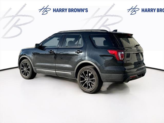 2017 Ford Explorer XLT 2017 Ford Explorer XLT