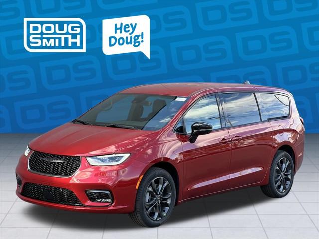 2026 Chrysler Pacifica Select AWD