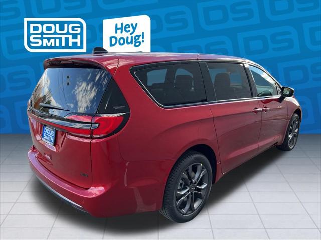 2026 Chrysler Pacifica Select AWD