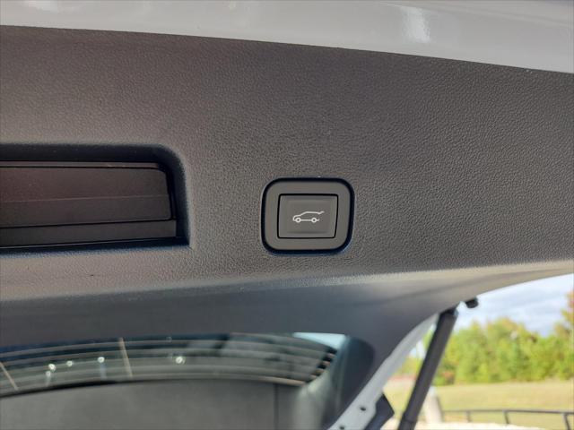 2026 GMC Acadia Denali FWD