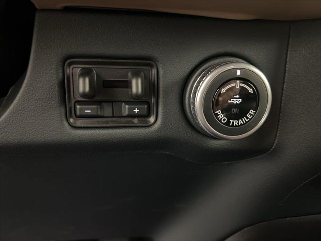 2025 Lincoln Navigator Black Label