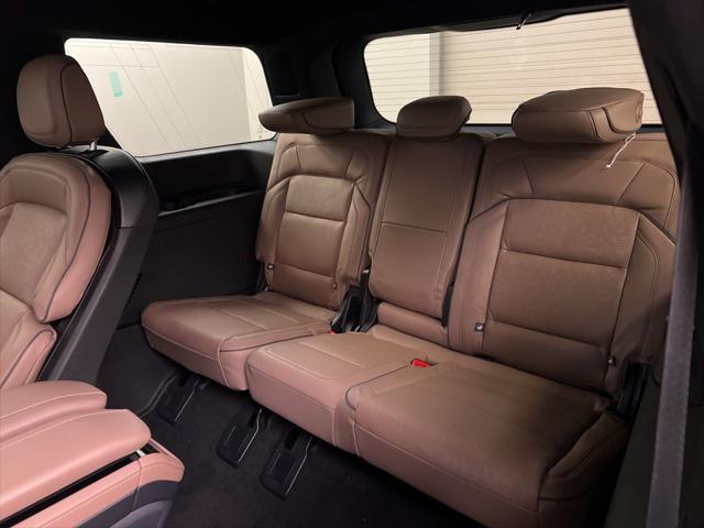 2025 Lincoln Navigator Black Label
