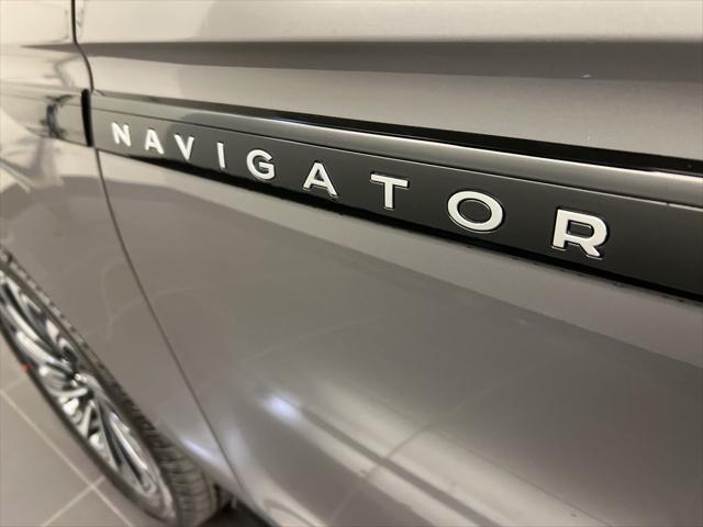 2025 Lincoln Navigator Black Label