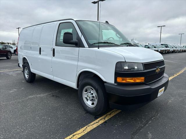 2025 Chevrolet Express Cargo Van RWD 2500 Regular Wheelbase WT