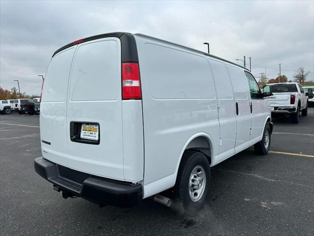 2025 Chevrolet Express Cargo Van RWD 2500 Regular Wheelbase WT