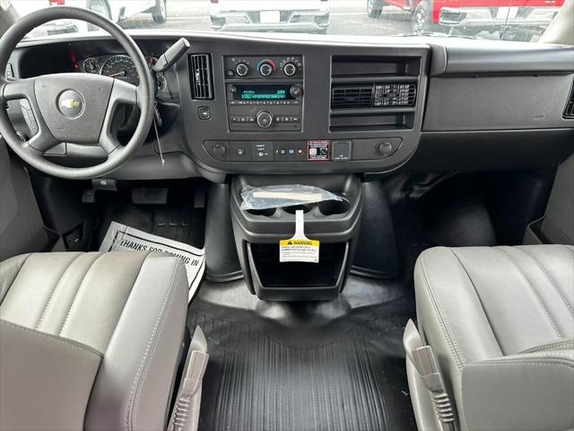 2025 Chevrolet Express Cargo Van RWD 2500 Regular Wheelbase WT
