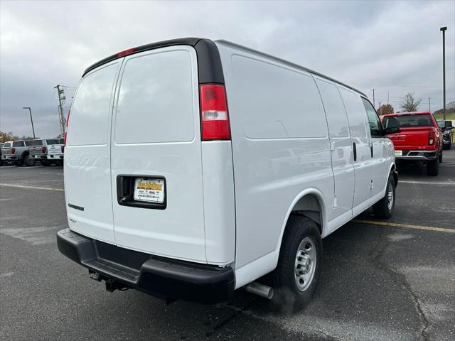 2025 Chevrolet Express Cargo Van RWD 2500 Regular Wheelbase WT